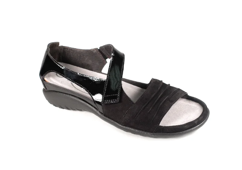 Papaki - Black Patent